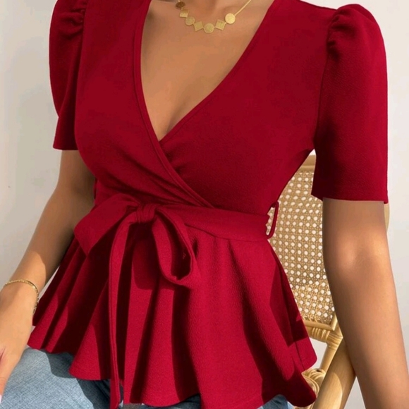 🔥 NEW Red Hot Peplum Top .. never been worn - Picture 1 of 3